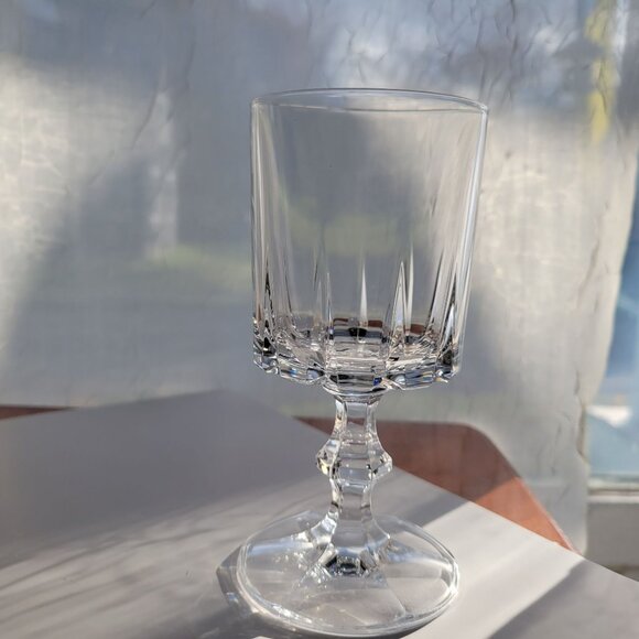 Set Of 6 Vintage Crystal Clear Wine Glasses With Elegant Stem Design - Picture 7 of 10